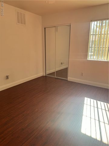 5158 South Jones Boulevard 201, Las Vegas, NV 89118