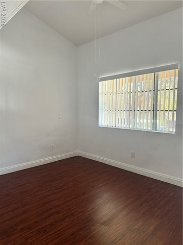 5158 South Jones Boulevard 201, Las Vegas, NV 89118