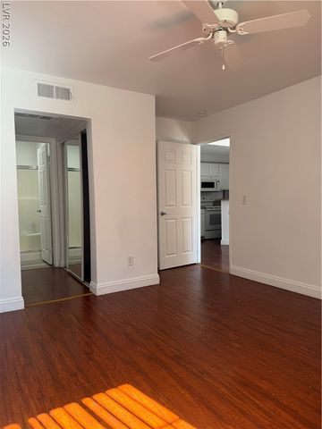 5158 South Jones Boulevard 201, Las Vegas, NV 89118