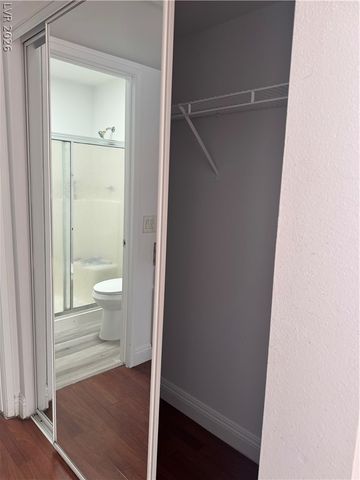 5158 South Jones Boulevard 201, Las Vegas, NV 89118
