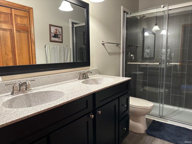 1725 Colonial Drive, Rochester, IN 46975