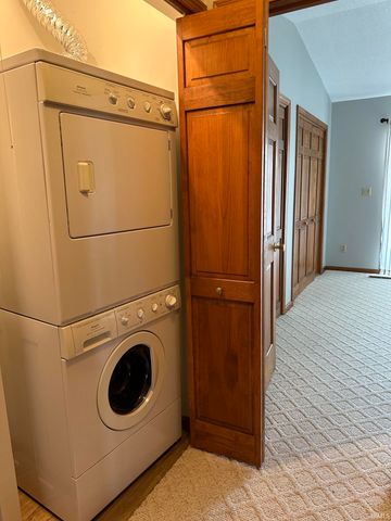 1725 Colonial Drive, Rochester, IN 46975