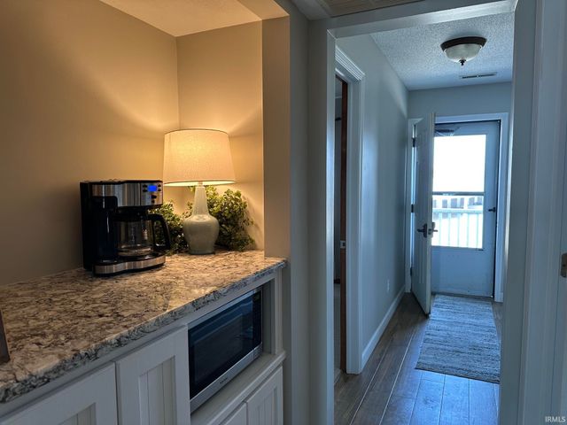 1725 Colonial Drive, Rochester, IN 46975