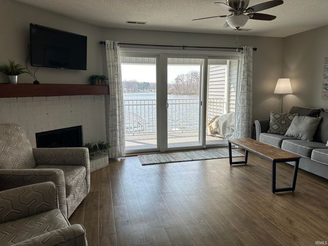 1725 Colonial Drive, Rochester, IN 46975