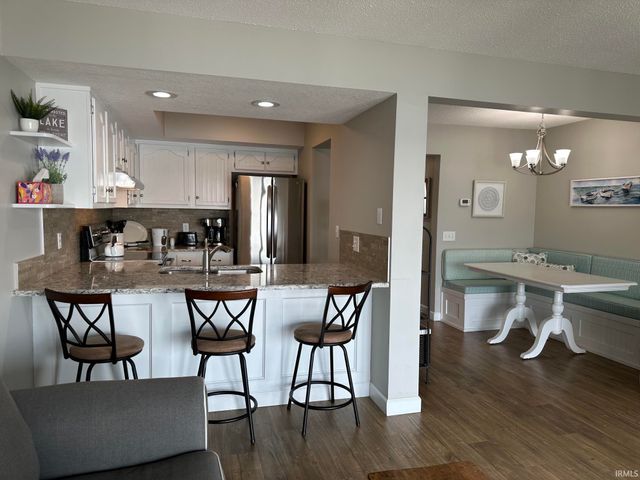 1725 Colonial Drive, Rochester, IN 46975