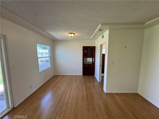 933 W Autumn Drive, Anaheim, CA 92805