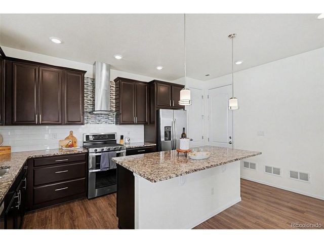 9885 Geneva Creek Ln, Littleton, CO 80125