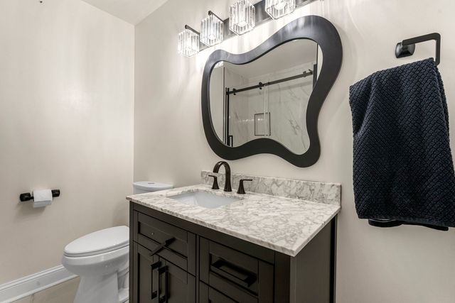 245 N Mill Road 9C, Addison, IL 60101