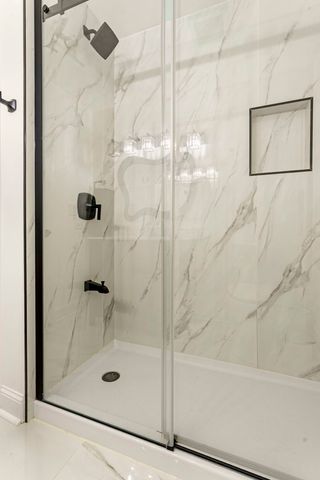 245 N Mill Road 9C, Addison, IL 60101