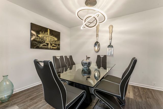 245 N Mill Road 9C, Addison, IL 60101