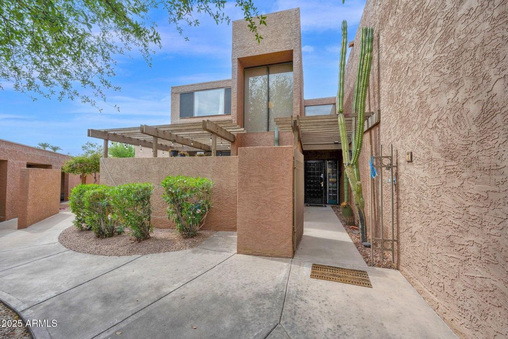 7401 N SCOTTSDALE Road 7, Scottsdale, AZ 85253 — exterior