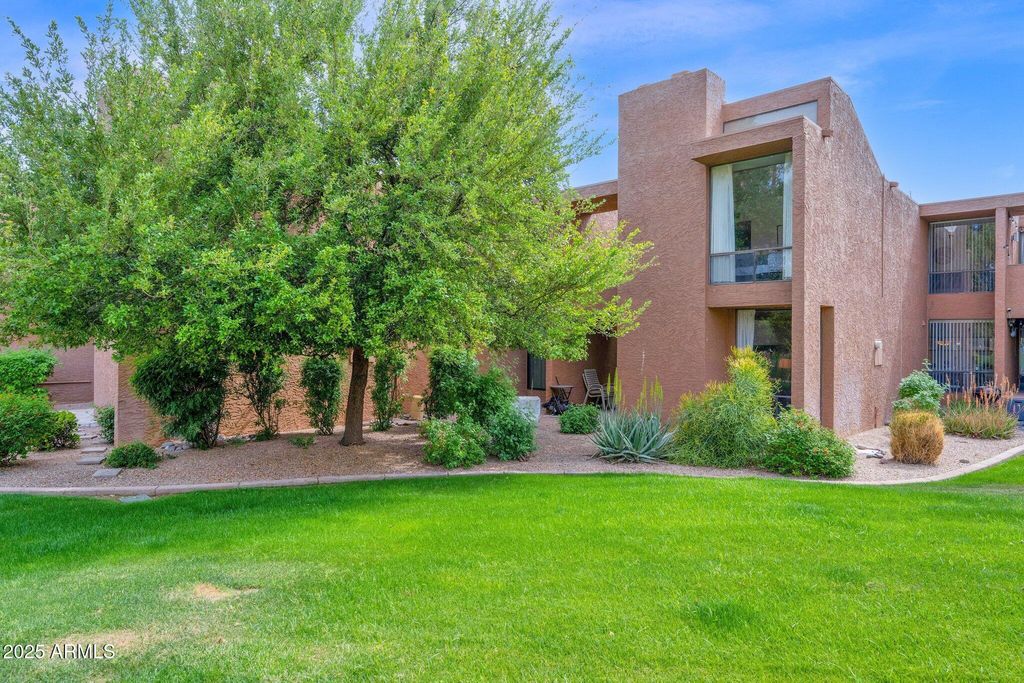7401 N SCOTTSDALE Road 7, Scottsdale, AZ 85253 — photo 2