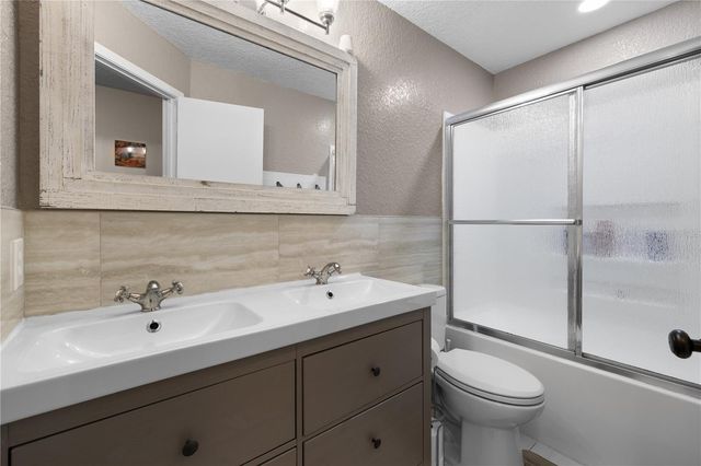 1062 MCKINNON AVENUE, Oviedo, FL 32765