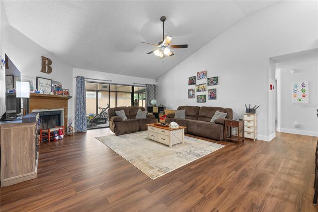 1062 MCKINNON AVENUE, Oviedo, FL 32765