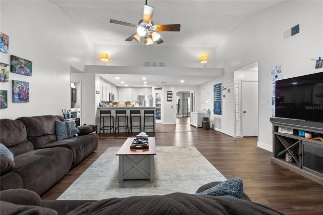 1062 MCKINNON AVENUE, Oviedo, FL 32765