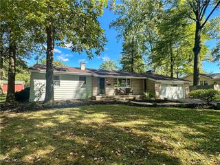 406 Laurel Street, Youngstown, OH 44505