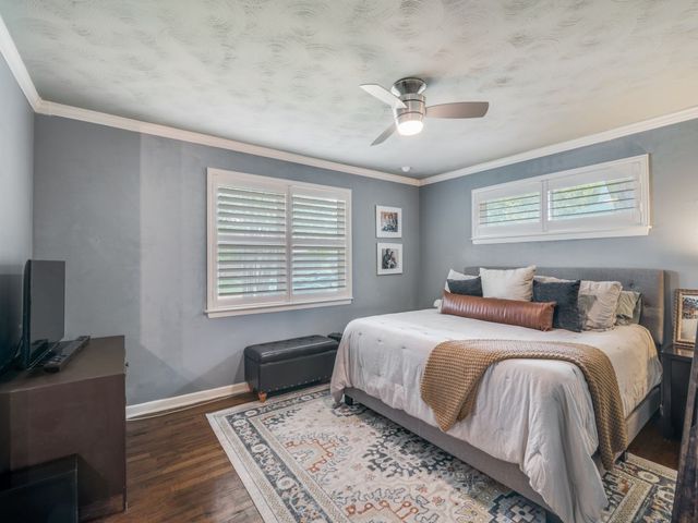 2505 Fenestra Drive, Dallas, TX 75228