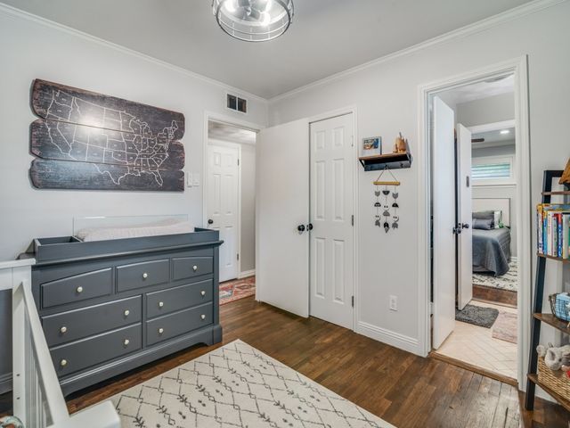 2505 Fenestra Drive, Dallas, TX 75228