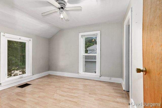 516 N Michigan Avenue, Big Rapids, MI 49307