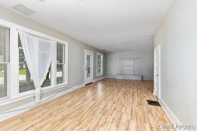 516 N Michigan Avenue, Big Rapids, MI 49307