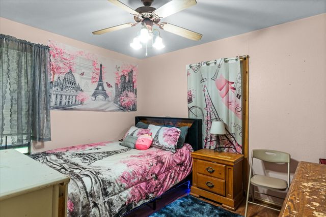 410 W Pine St Street, Edgewood, TX 75117