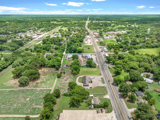 410 W Pine St Street, Edgewood, TX 75117