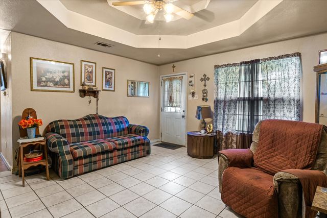410 W Pine St Street, Edgewood, TX 75117