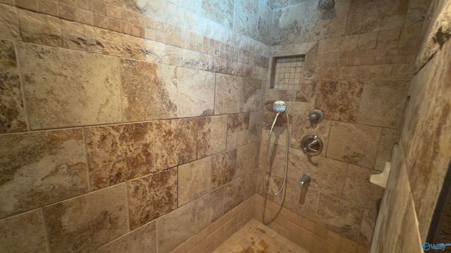 1505 Pleasant Valley Road, Rainbow City, AL 35906