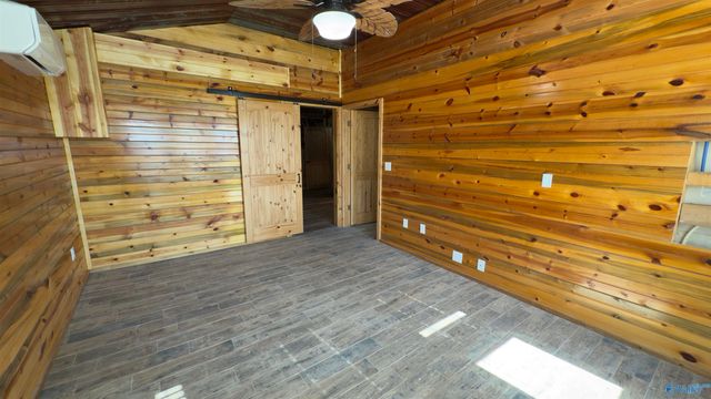 1505 Pleasant Valley Road, Rainbow City, AL 35906