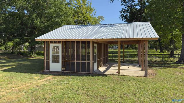 1505 Pleasant Valley Road, Rainbow City, AL 35906