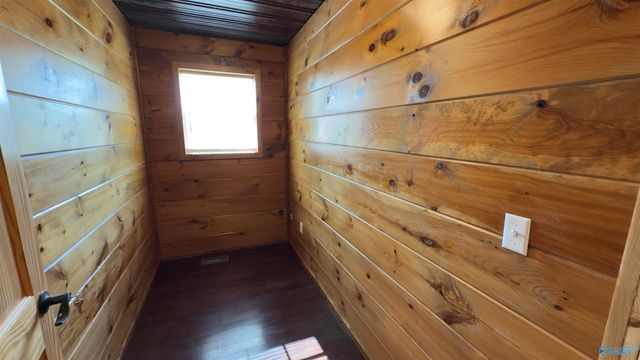 1505 Pleasant Valley Road, Rainbow City, AL 35906