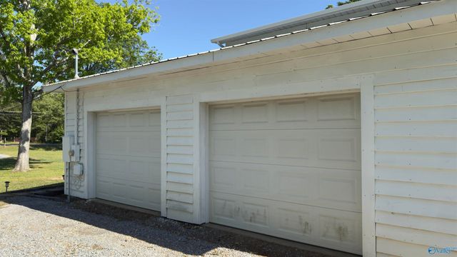 1505 Pleasant Valley Road, Rainbow City, AL 35906