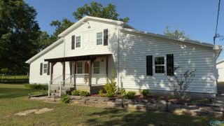 1505 Pleasant Valley Road, Rainbow City, AL 35906