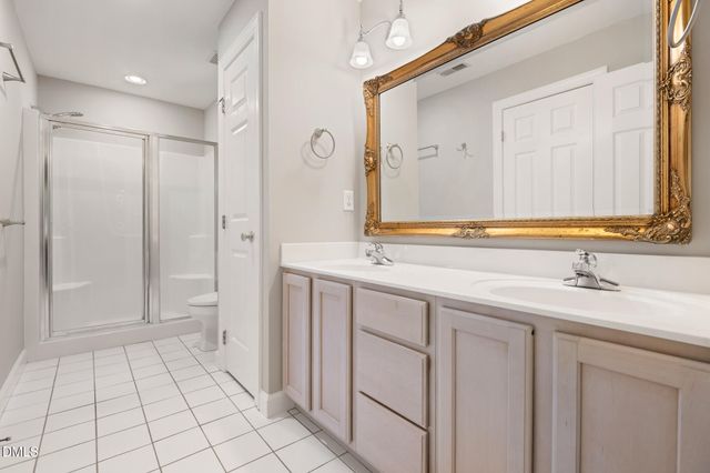 209 Cobblestone Drive, Chapel Hill, NC 27516