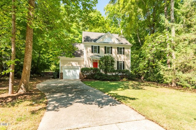 209 Cobblestone Drive, Chapel Hill, NC 27516