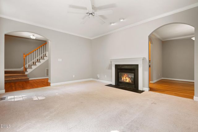 209 Cobblestone Drive, Chapel Hill, NC 27516
