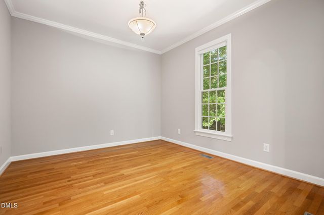 209 Cobblestone Drive, Chapel Hill, NC 27516