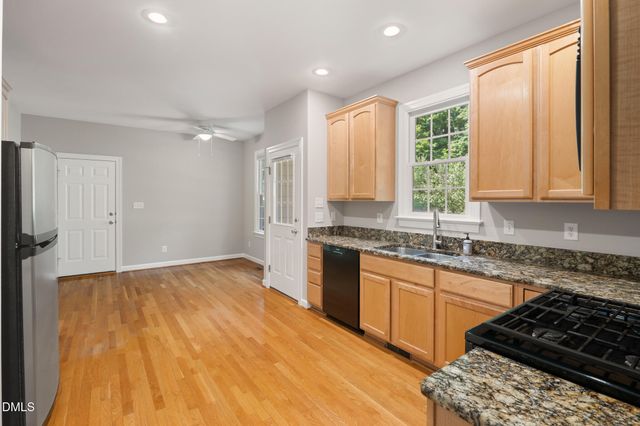 209 Cobblestone Drive, Chapel Hill, NC 27516