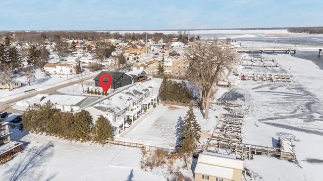 249 S 1ST STREET, Winneconne, WI 54986