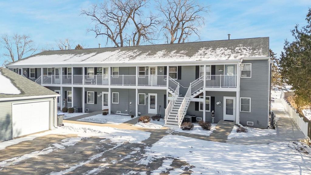 249 S 1ST STREET, Winneconne, WI 54986