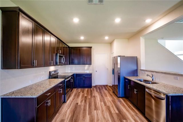 172 Purple Sandpiper LN, Leander, TX 78642