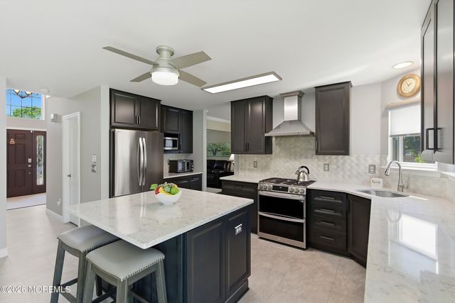 184 Barracuda Road, Manahawkin, NJ 08050