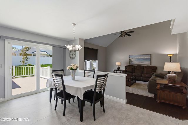 184 Barracuda Road, Manahawkin, NJ 08050