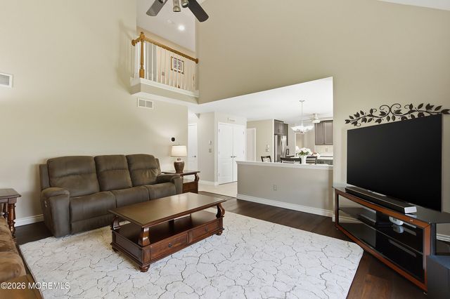 184 Barracuda Road, Manahawkin, NJ 08050