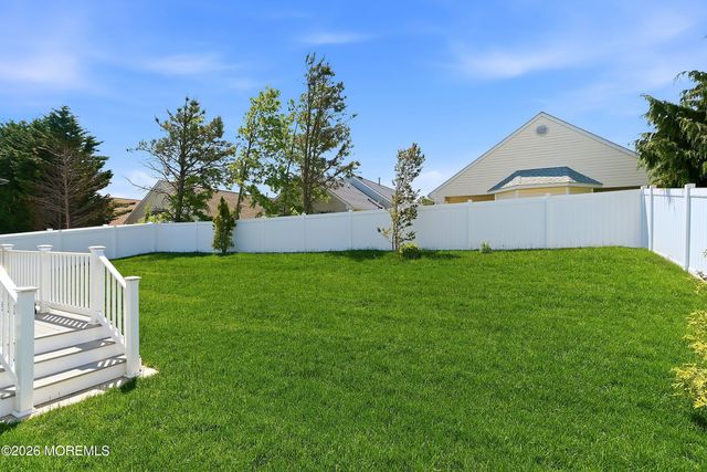 184 Barracuda Road, Manahawkin, NJ 08050