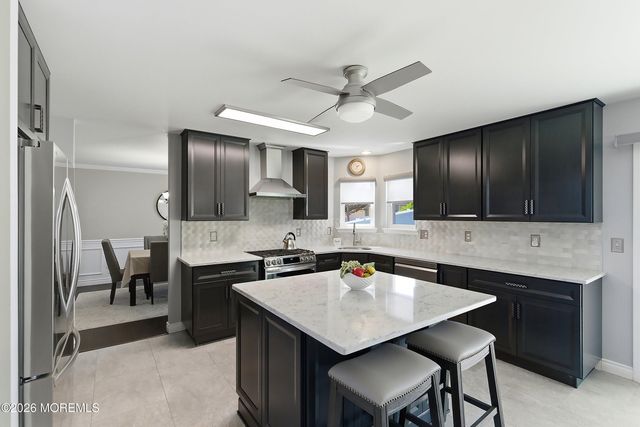 184 Barracuda Road, Manahawkin, NJ 08050