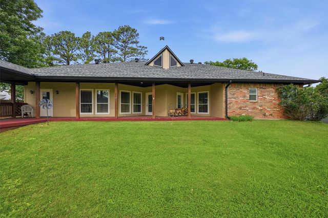 66 Tucker Street, Pottsboro, TX 75076