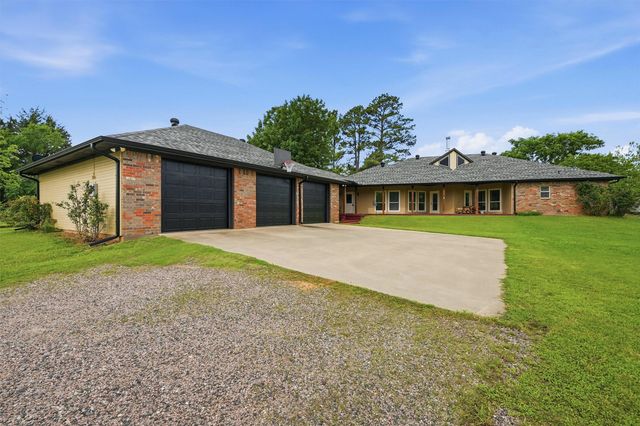 66 Tucker Street, Pottsboro, TX 75076