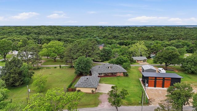 66 Tucker Street, Pottsboro, TX 75076