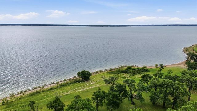 66 Tucker Street, Pottsboro, TX 75076